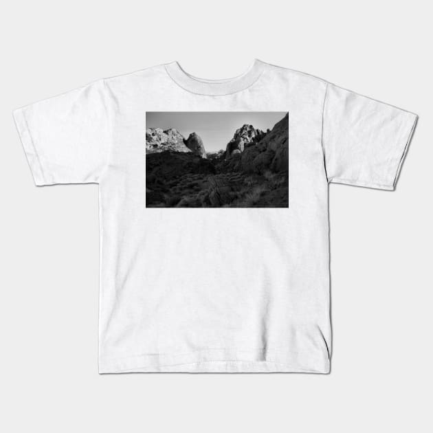 Rainbow Vista trail, Valley of Fire S.P. Kids T-Shirt by rodneyj46